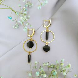Black onyx statement earring Geometric earring Chandelier gemstone minimalist jewelry Asymmetrical earing Mismatched