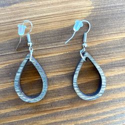 light wooden earrings, earrings hand painted wooden painted, natural wooden earrings, size 1,2"