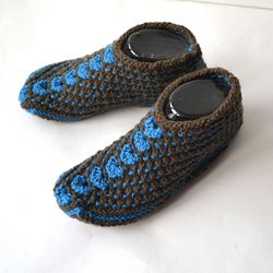 handknitt bed socks wool handmade knit  slippers handmade slippers  handknitted crochet slippers