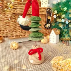 Amigurumi Christmas tree crochet pattern. Amigurumi Christmas decor crochet pattern
