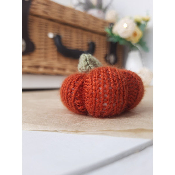 Knitting pumpkin pattern 1.jpg