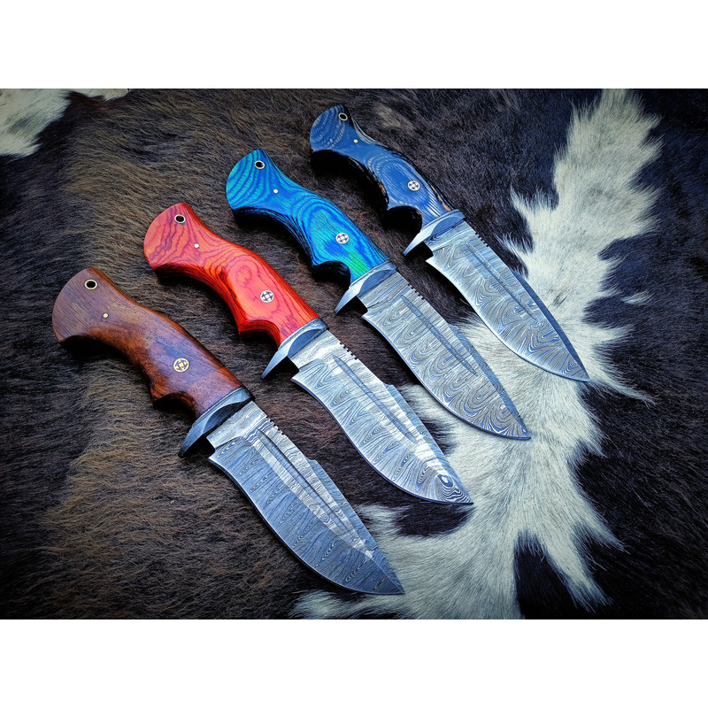 10" Inch Handmade Damascus Steel Hunting knife Handle Deer Antler leather Sheath Handle and Clip, Hand forged Damascus