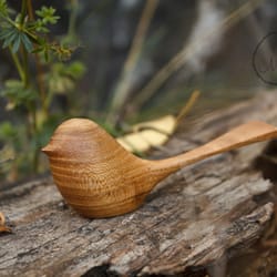little bird wood sculpture. tiny wooden bird figurine. bird lover gift. hand carved small figurines bird. wooden bird.
