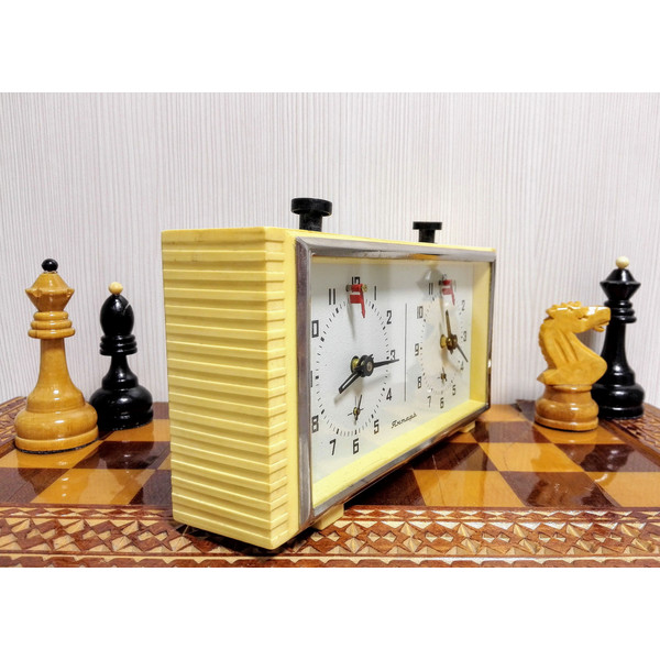 mechanical-chess-clock.jpg