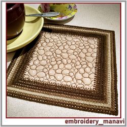 ITH embroidery quilted doily with crochet lace edge