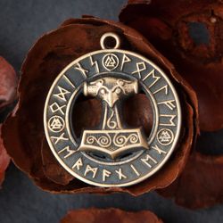 Thor hammer Mjolnir pendant in rune circle on leather cord. Black viking handcraft necklace. Pagan Valknut sign jewelry