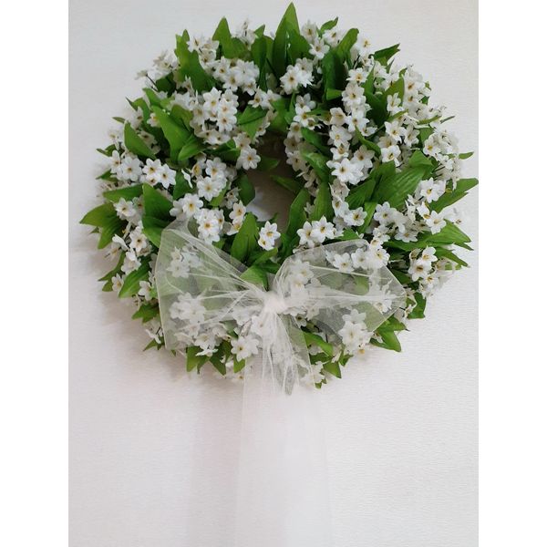 white-flower-door-wreath-1.jpg