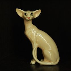 oriental cat figurine ceramics handmade, statuette porcelain