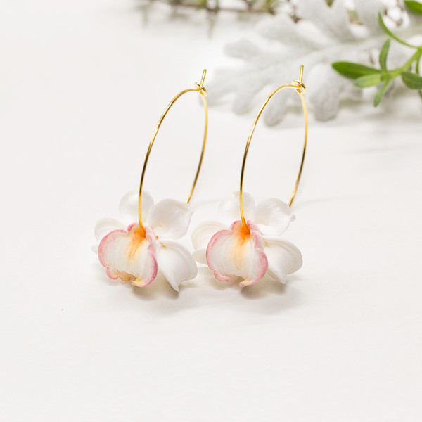 bridal-flower-earrings.jpg