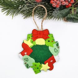Christmas wreath, ornament for Christmas tree decor or decoration for kids advent calendar