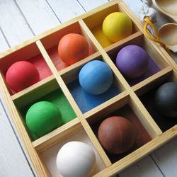 Color sorting tray with wooden balls and spoons , toddler learning colors activity, montessori sensory toy, toddler gift