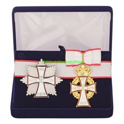 Badge and star of the Order of the Danebrog in a gift box. Denmark. Dummies, copies