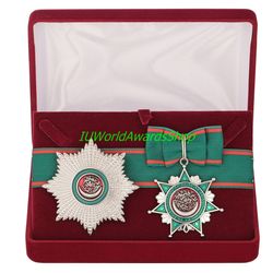 Badge and star of the Osmaniye order in a gift box. Ottoman Empire. Dummies, copies