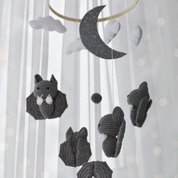 Mobile Bats, crochet mobile,baby crib mobile,expecting mom gift,hanging mobile,neutral mobile.