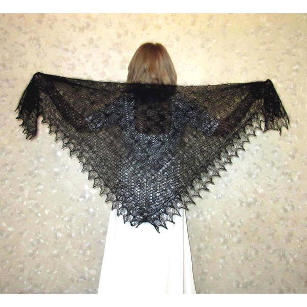 Hand knit black Russian Orenburg shawl, Woolen wrap, Goat down kerchief, Warm cover up, Handmade stole, Mourning cape 2.JPG