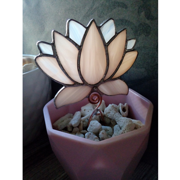 Plant-pot-glass-flower-suncatcher-Glass-lotos-lilie-plant-Stained-glass-flower-Garden-art-7