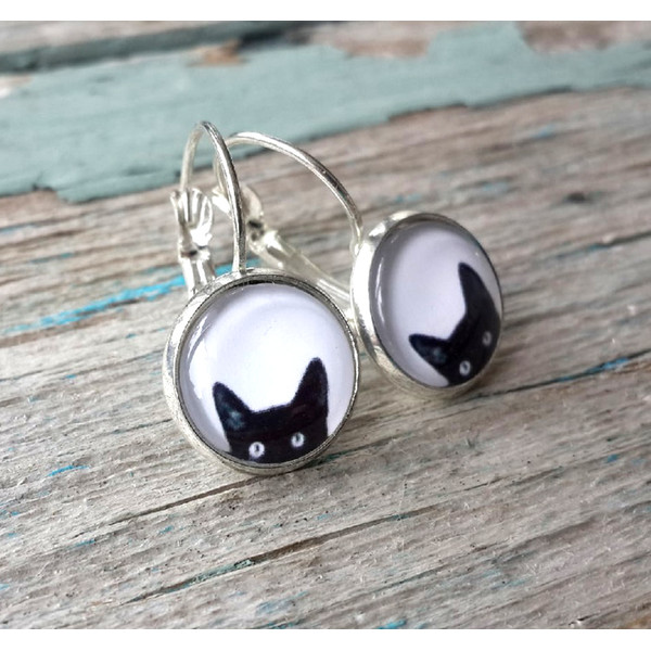 Black cat earrings 3.jpg