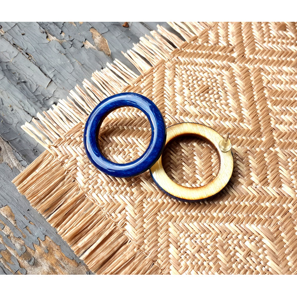 Royal blue hoop earrings round wooden studs 7.jpg