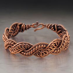 Unique wire wrapped copper bracelet / Antique style artisan copper jewelry / 7th Anniversary gift Big size / Wirewrapart