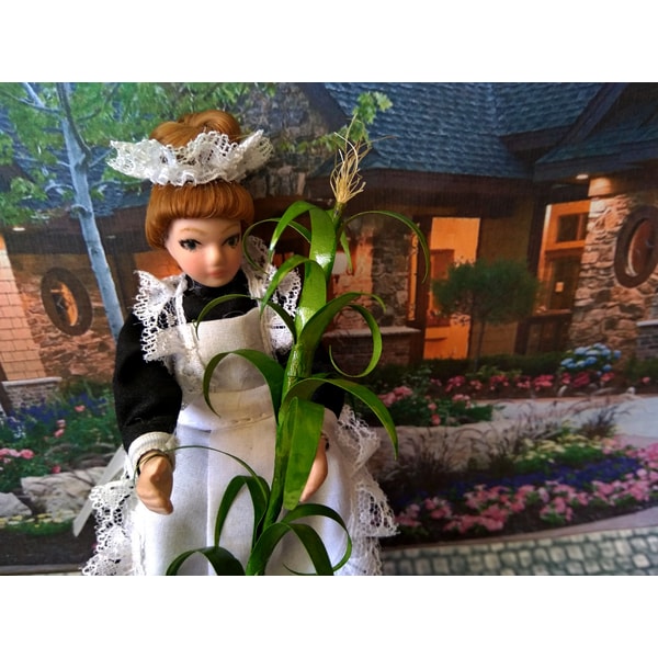 Puppet With Corn Rows Corn trunk to create a puppet garden.1:12 scale. - Inspire Uplift