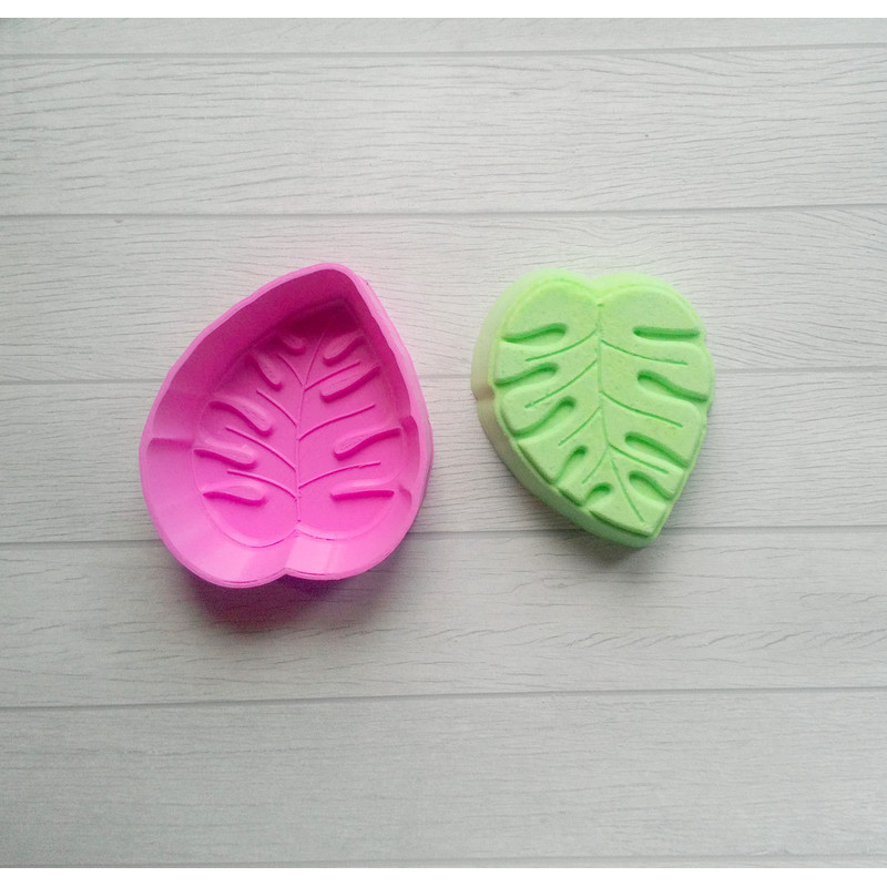 Monstera Bath Bomb Mold 3D model