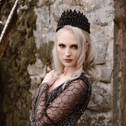 Gothic wedding crown Evil queen headdress Dark goddess headpiece Spike crystal headdress Halloween Day of the dead