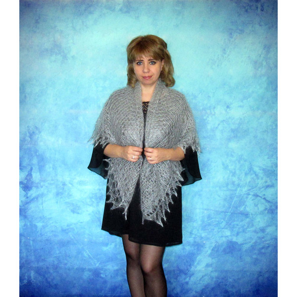 Hand knit gray shawl, Russian Orenburg shawl, Warm shoulder wrap, Goat down kerchief, Handmade stole, Wool cape, Cover up 4.JPG