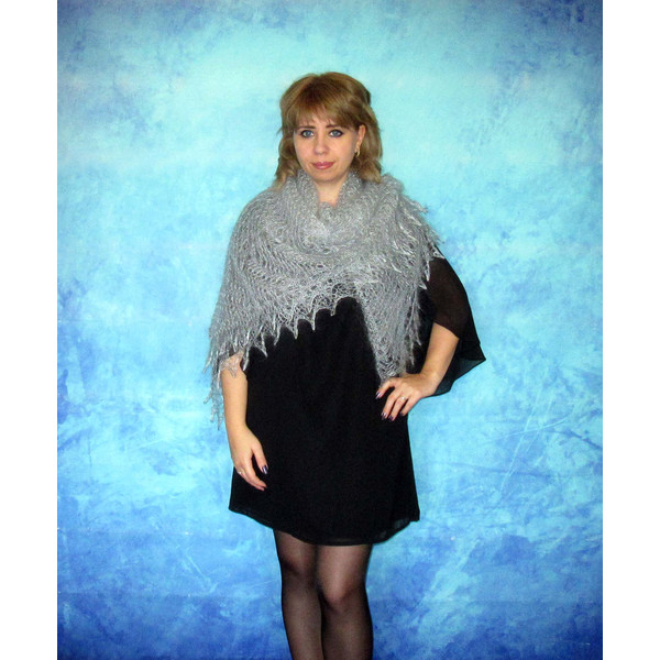 Hand knit gray shawl, Russian Orenburg shawl, Warm shoulder wrap, Goat down kerchief, Handmade stole, Wool cape, Cover up 5.JPG