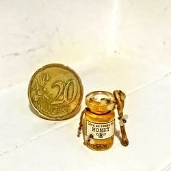 Dollhouse miniature 1:12 a jar of honey!! Honey! bees!