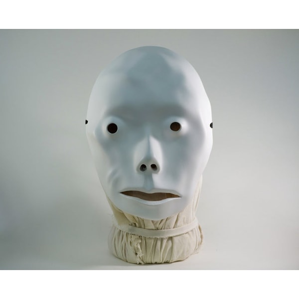 White face mask for halloween, surreal face mask, party mask | Inspire ...