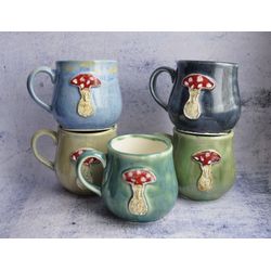 Mushroom mug 8oz, handmade ceramic Amanita tea cup, fairy mug 250ml, toadstool mug, goblincore mug, cottegecore mug.