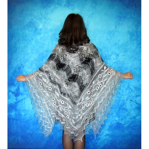 Gray embroidered Orenburg Russian shawl, Hand knit cover up, Wool wrap, Handmade stole, Warm bridal cape, Kerchief, Scarf 3.JPG