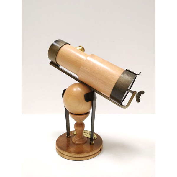 npz-tal-35-newton-telescope-souvenir-3.jpg