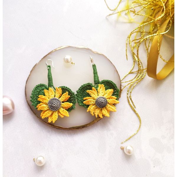Sunflower Earrings Crochet Pattern