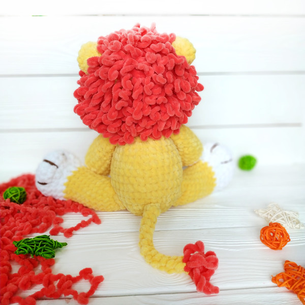 lion-crochet-amigurumi-pattern (6).jpg