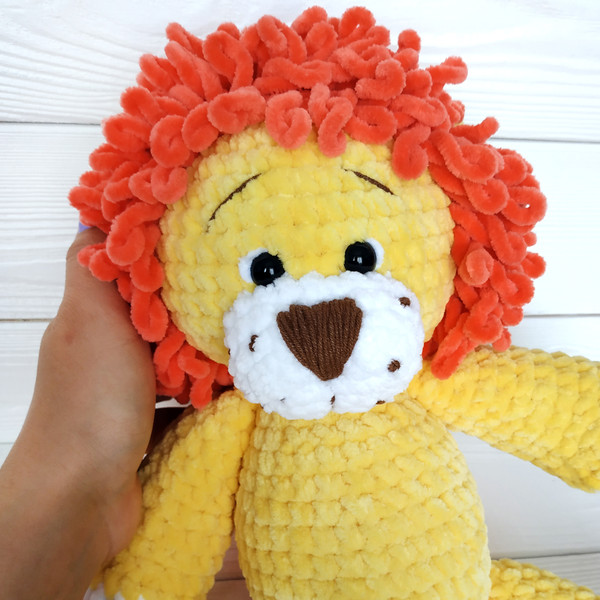lion-crochet-amigurumi-pattern (9).jpg