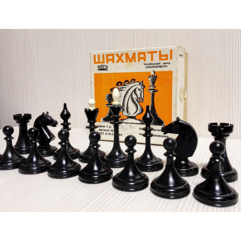russian-chess-books.jpg