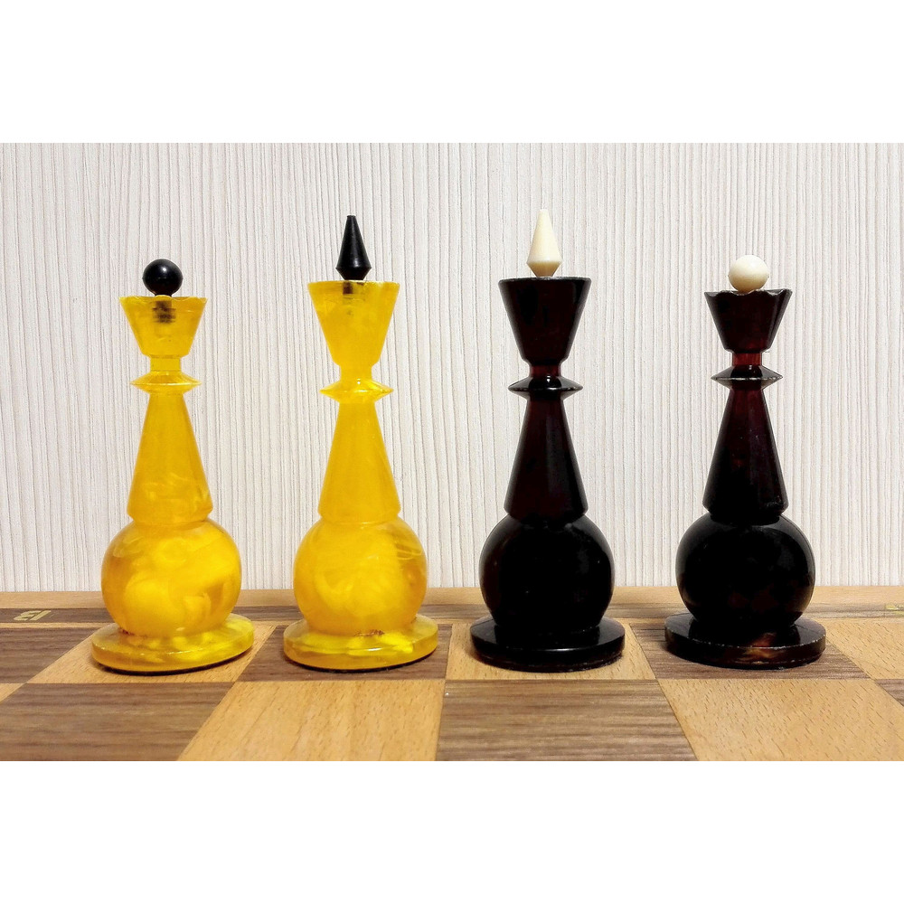 amber-chess-pieces.jpg