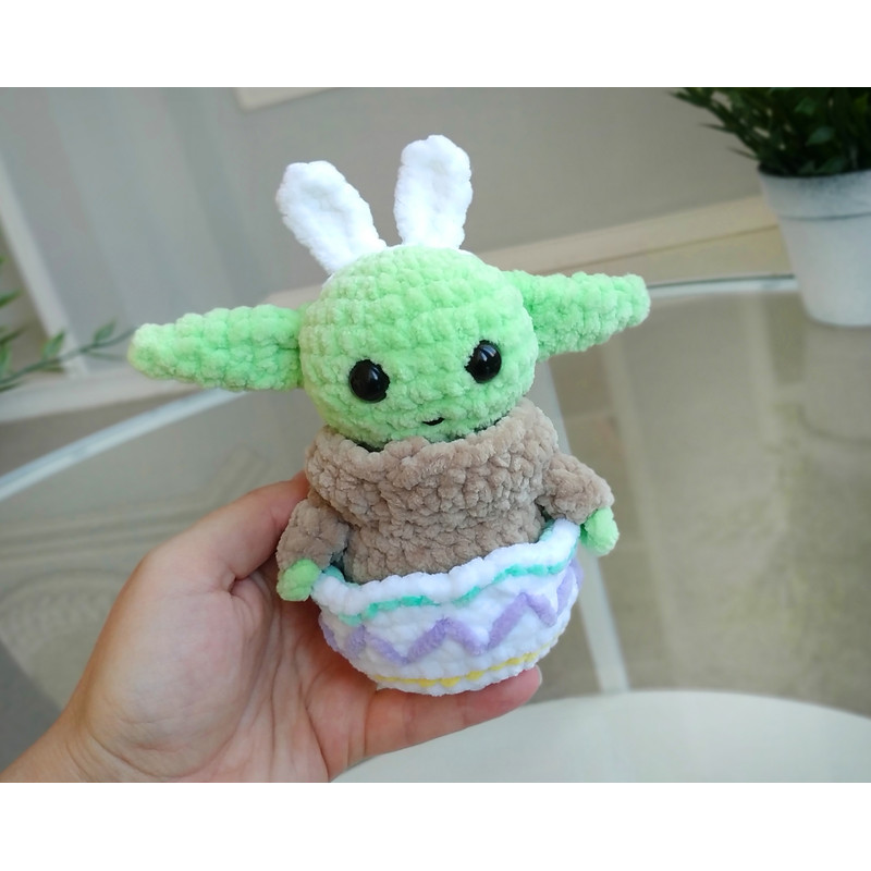 baby-yoda-easter-amigurumi-crochet-pattern (9).jpg