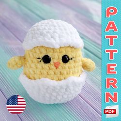 chicken crochet pattern, amigurumi chicken in an eggshell