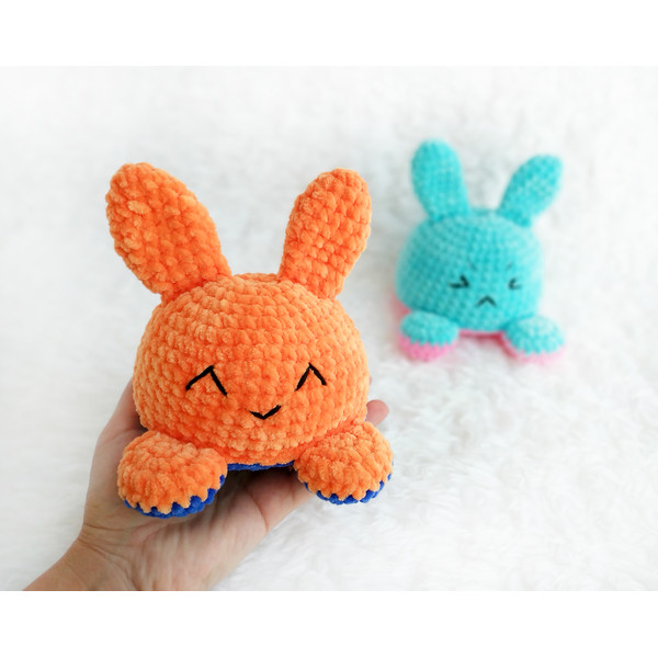 reversible-bunny-crochet-amigurumi-pattern (2).jpg