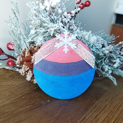 bi pride christmas ornament handmade. bi pride ornament. bisexual chrisnmas ornament hand painted.