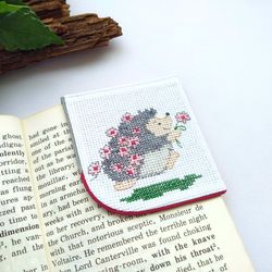 Bookmark corner with a cute hedgehog in daisies, Monogrammed fabric bookmark gift