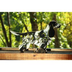 Statuette English Cocker Spaniel figurine made of wood, hand-painted with acrylic and metallic paint