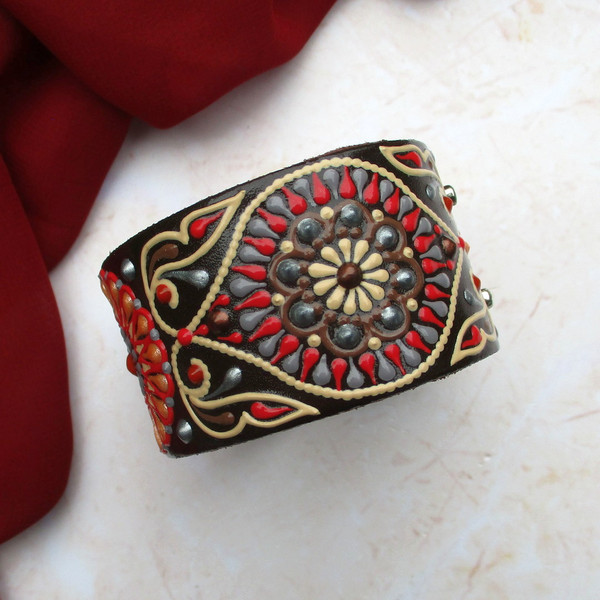 painted-leather-cuff-bracelet-side-view.JPG