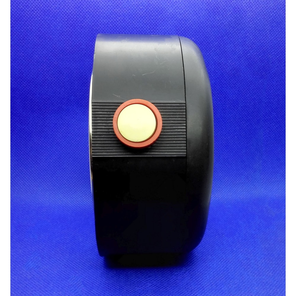 black-alarm-clock.jpg
