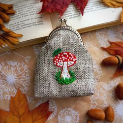 Card holder wallet, embroidered wallet, coin purse, small wallet, embroidery mushroom, gift for Mom, cute wallet