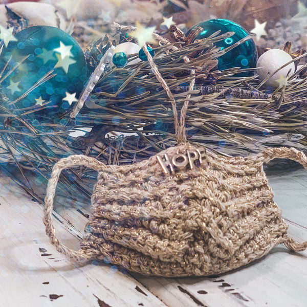 Crochet-pattern-mini-mask-ornament-3