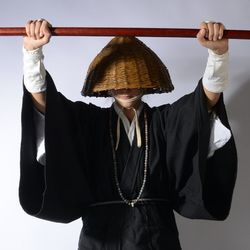 Traditional tekko - japanese gauntlets for travelers.