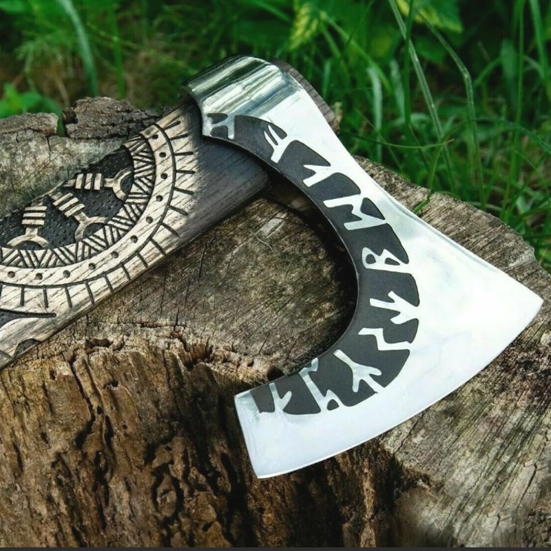 Outdoor-Hunting -Tomahawk -Camping.jpeg